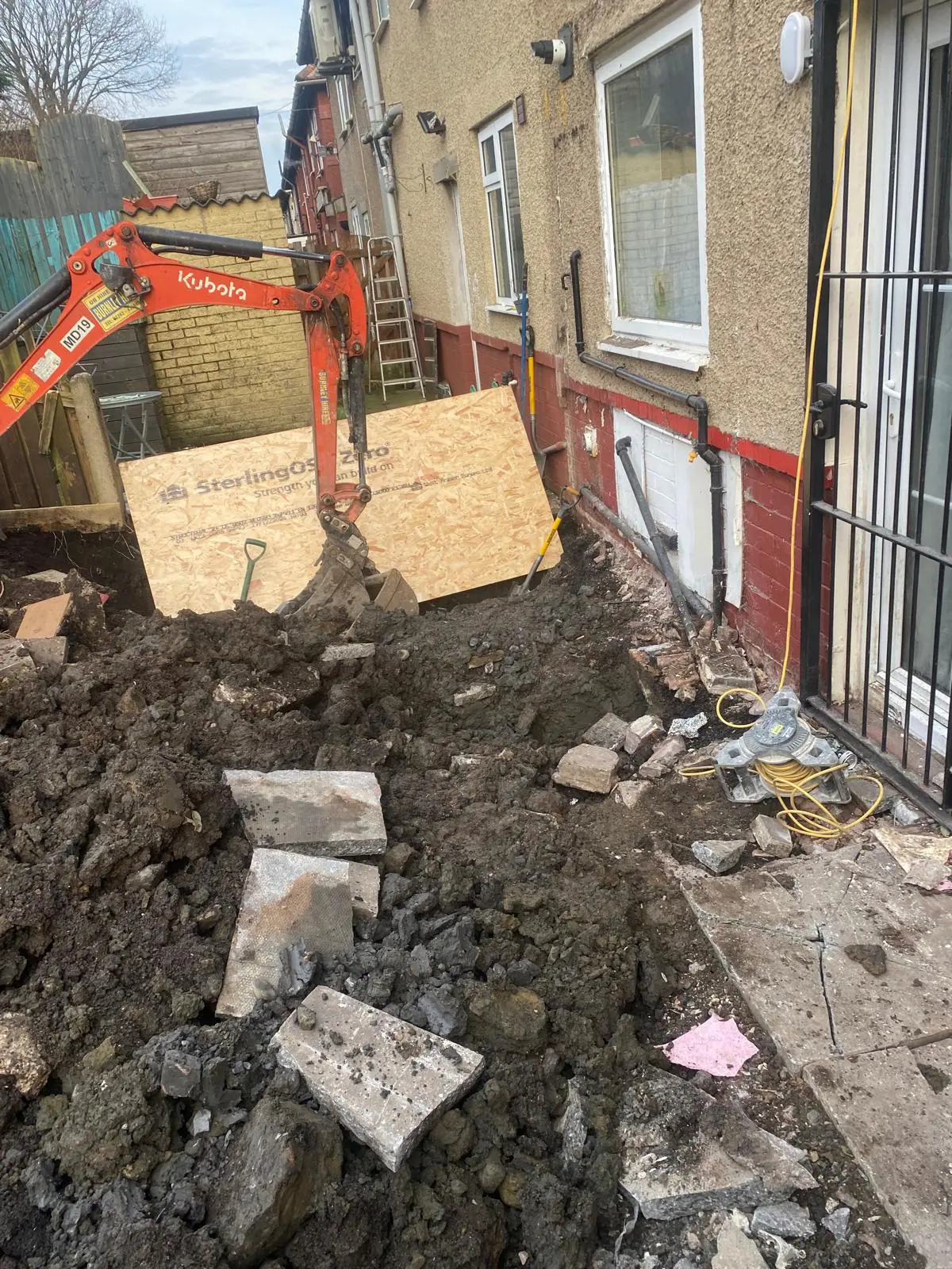 WhatsApp Image 2025-09-20 at 13.16.40 (1)